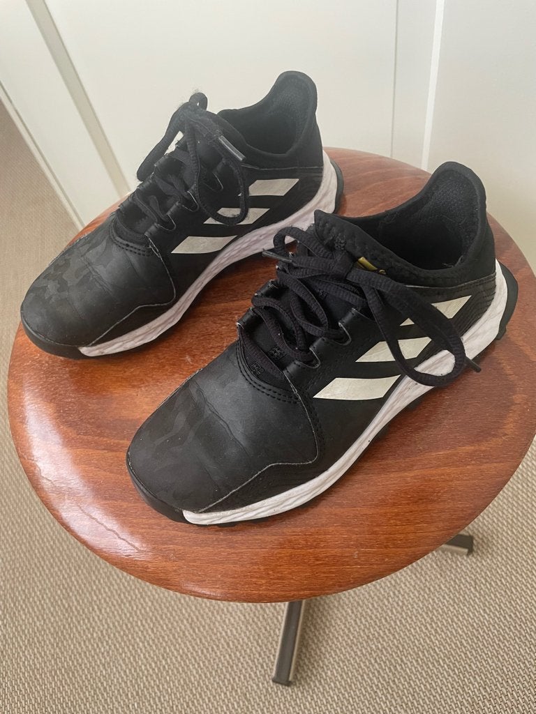Adidas Youngstar Hockeyschoenen Maat 33 zwart, Ophalen of Verzenden, Zo goed als nieuw, Schoenen