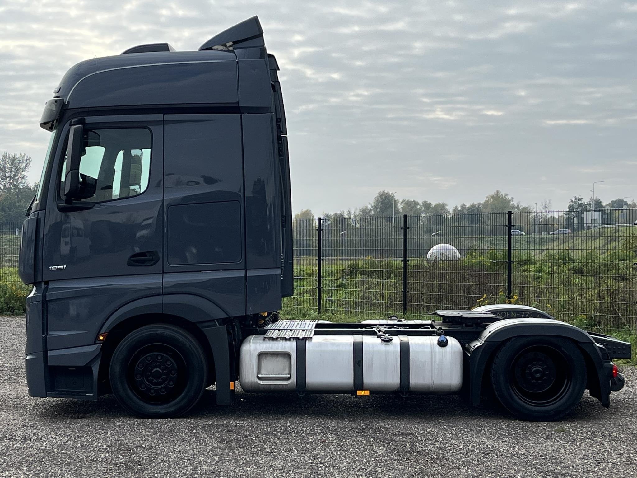 Mercedes-Benz Actros 1851 Lowliner 4x2 | Parking clima | 2 d, Auto's, Automaat, Stof, 510 pk, Mercedes-Benz