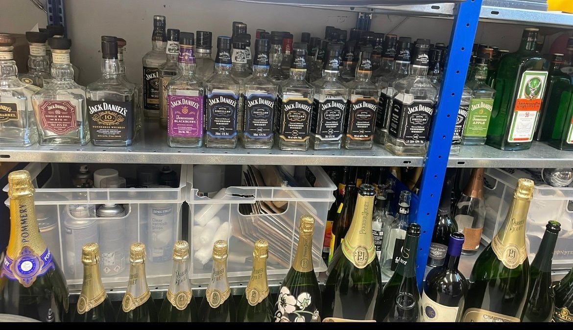 Lege flessen decoratie - Jack Daniels, Jägermeister, Champag, Gebruikt, Overige kleuren, Ophalen of Verzenden, Glas