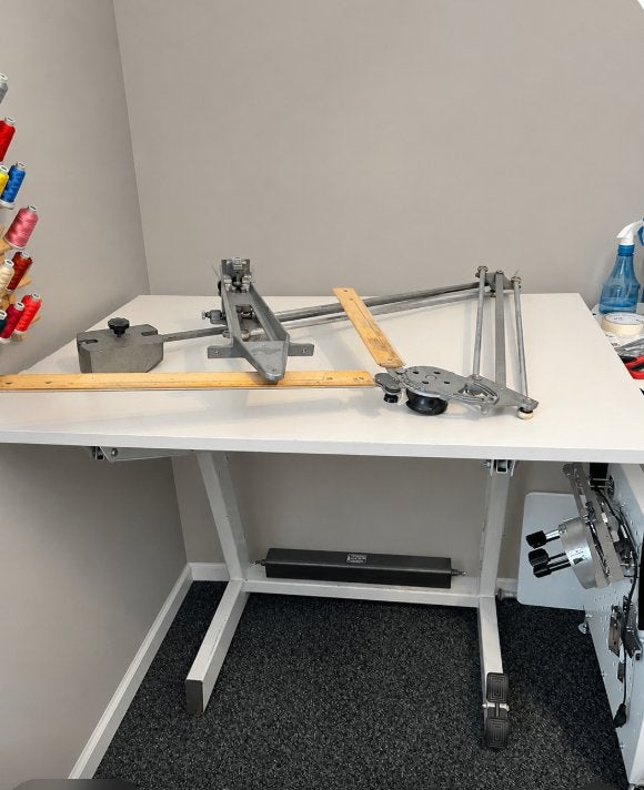 Professionele tekentafel / zeer degelijk en verstelbaar, Ophalen, Gebruikt, Minder dan 130 cm