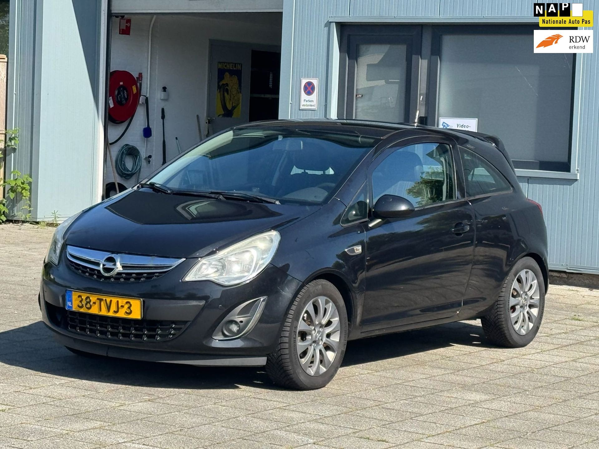 Opel Corsa 1.3 CDTi EcoFlex S/S '111' Edition/Trekhaak/1eige, Auto's, Voorwielaandrijving, 1063 kg, Gebruikt, Zwart