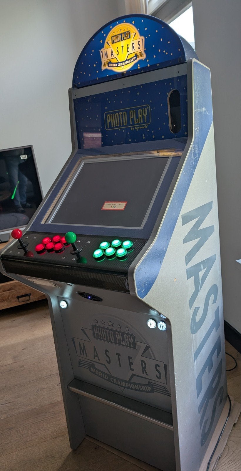Arcadekast met Hyperspin PC (Dell) en Samsung Monitor, Ophalen