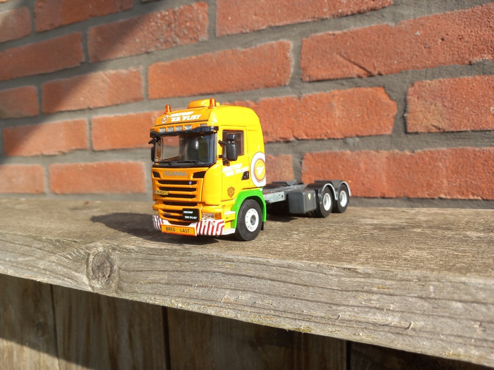 B keuze wsi scania streamline van der Vlist samengesteld, Hobby en Vrije tijd, Modelauto's | 1:50, Ophalen of Verzenden, Gebruikt