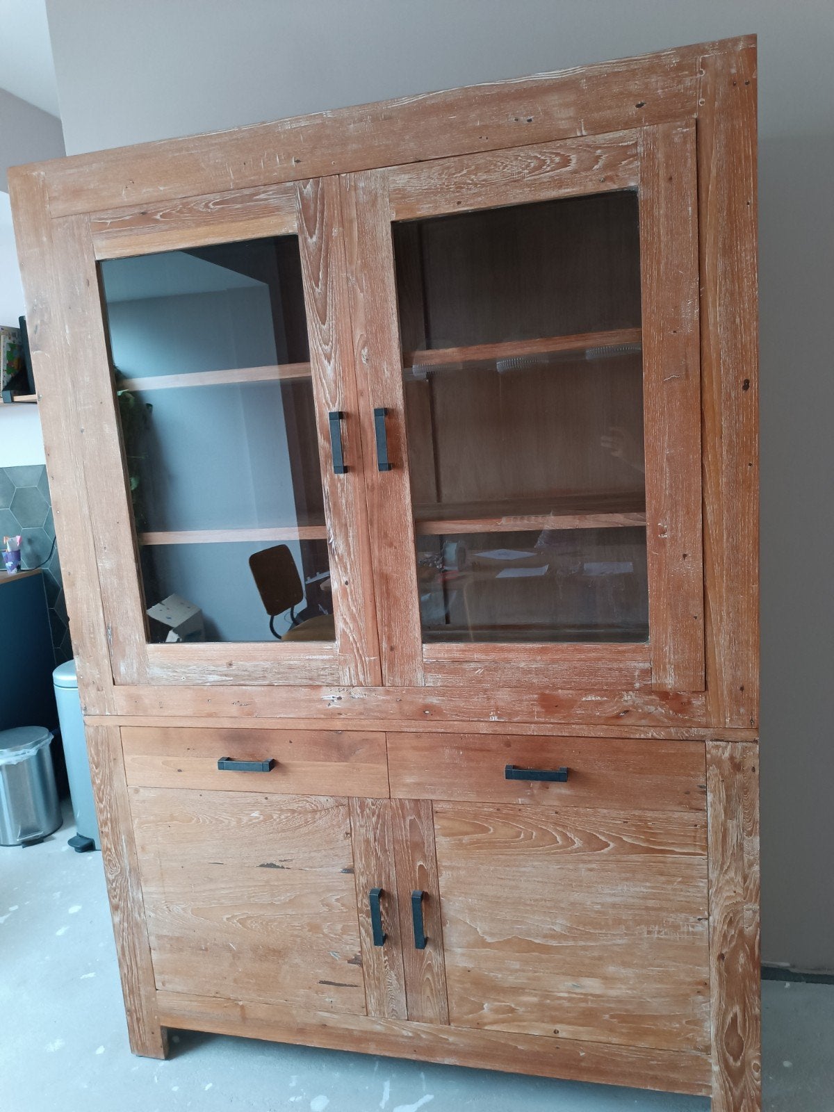 Teak houten vitrinekast met lades en deuren, Ophalen, Gebruikt, Glas, Landelijk