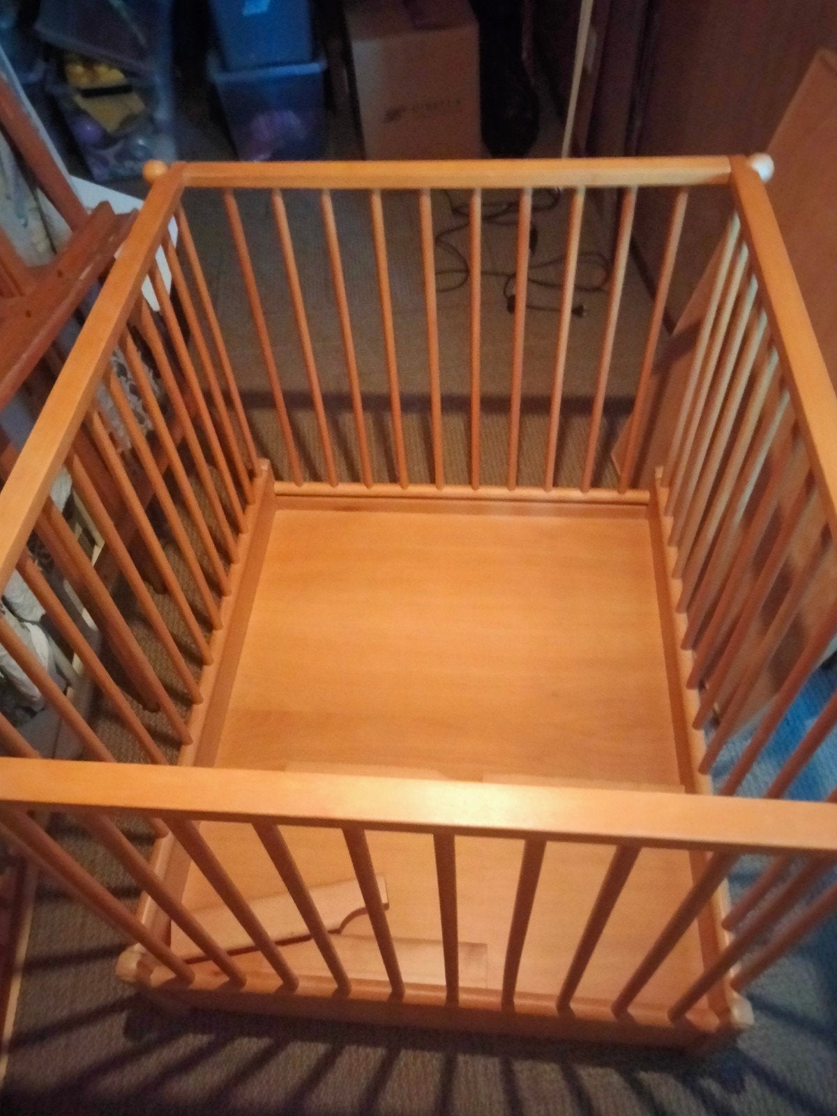 Houten box voor baby of peuter, Ophalen, Gebruikt, Vierkant, In hoogte verstelbaar