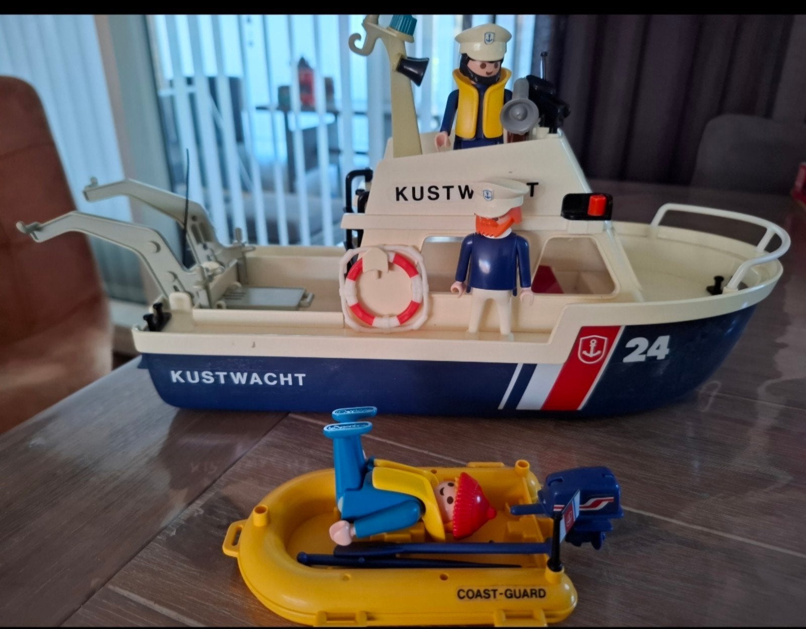Playmobil Kustwachtschip met reddingsboot en figuren, Ophalen
