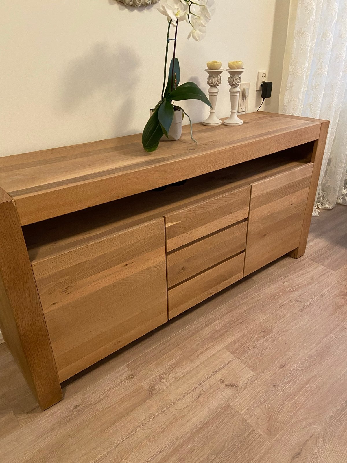 Goossens Eikenhouten Dressoir met salontafel, Ophalen, 150 tot 200 cm, Eikenhout, Zo goed als nieuw