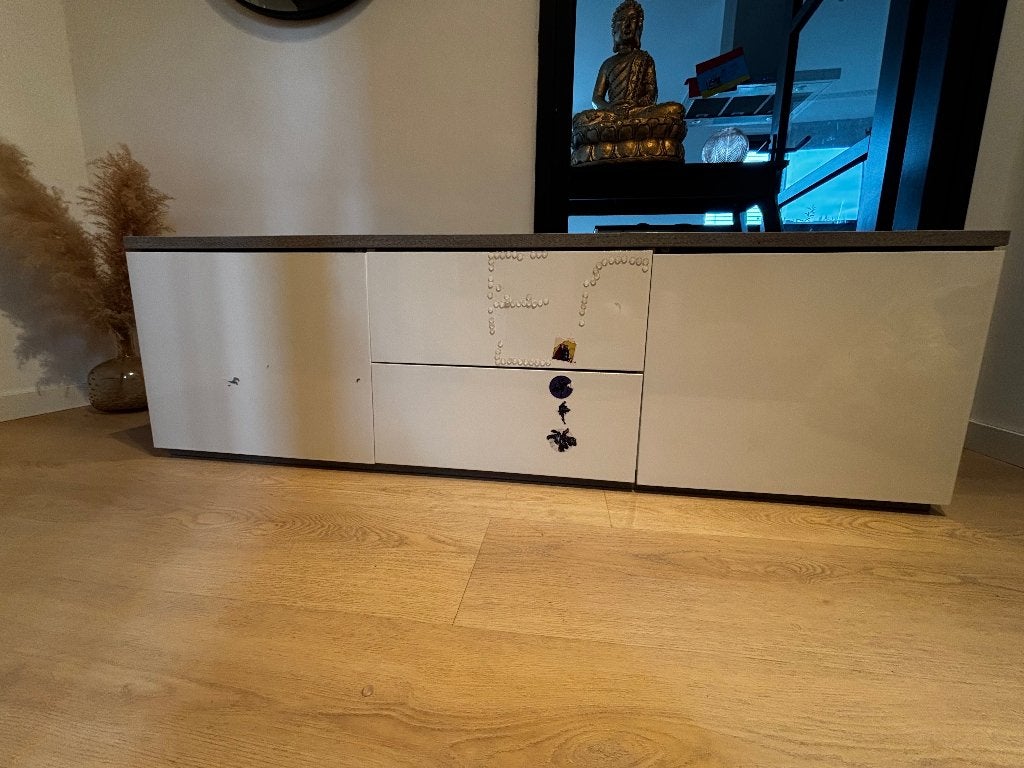 tv cabinet, Ophalen, Minder dan 50 cm, Zo goed als nieuw, 150 tot 200 cm