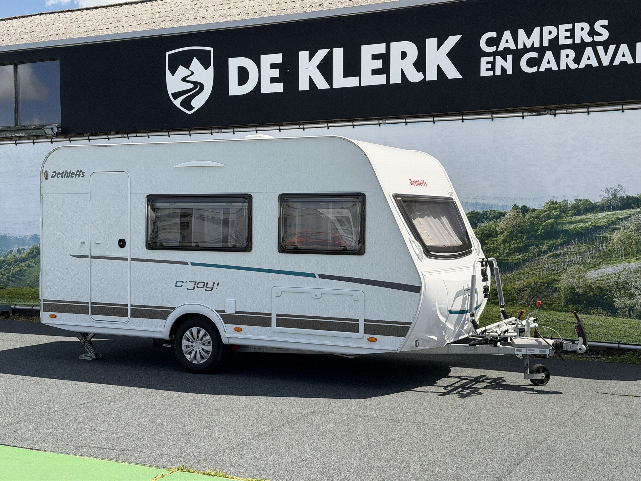 Dethleffs C-JOY 420 QSH (bj 2022), Caravans en Kamperen, Caravans, Bedrijf, Info@deklerkcaravans.nl, Haarlemmerstraat 1b
2182 HA  HILLEGOM