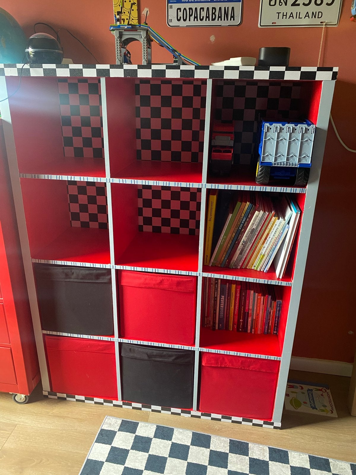 IKEA Kallax kast 12 vakken, zelf geverfd, Ophalen, Met plank(en), Gebruikt, Minder dan 100 cm