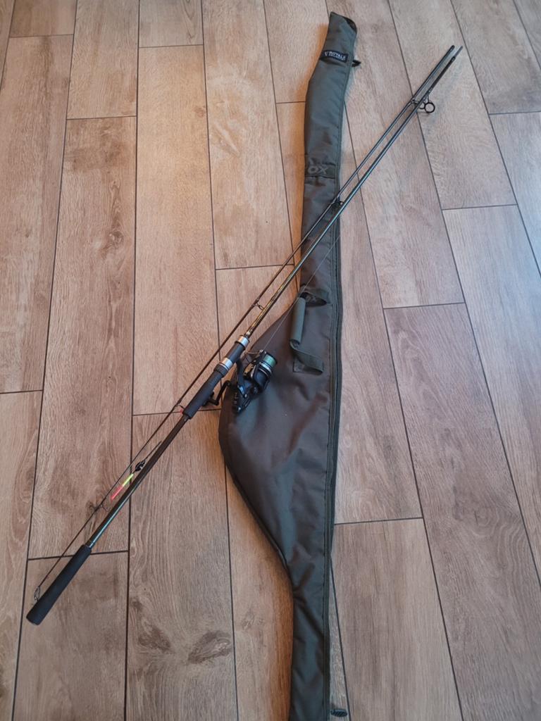F4E Dimension 2,25lb 12ft met Shimano Baitrunner ST 4000FB, Watersport en Boten, Hengelsport | Algemeen, Ophalen of Verzenden