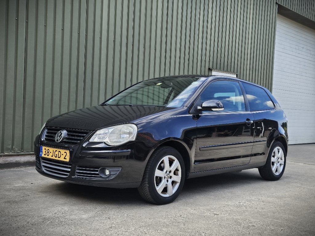 Volkswagen Polo 1.6-16v 105 pk 2009 | PDC | nw APK, Auto's, Voorwielaandrijving, Zwart, Origineel Nederlands, Handgeschakeld