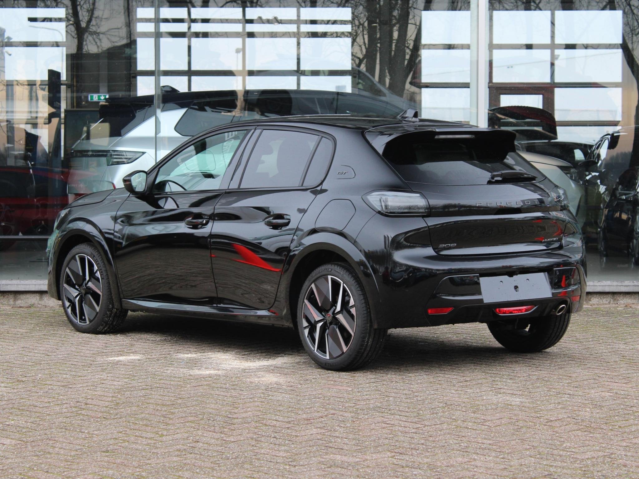 Peugeot 208 Hybrid 110 e-DCS6 GT VOORRAAD KORTING, Auto's, Peugeot, 12 maanden, 1203 kg, Euro 6, 1199 cc