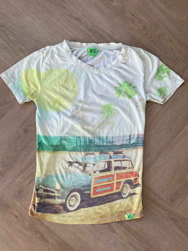 Funky XS Zomers T-shirt met oldtimer maat 146, Verzenden, Zo goed als nieuw, Jongen of Meisje, Shirt of Longsleeve
