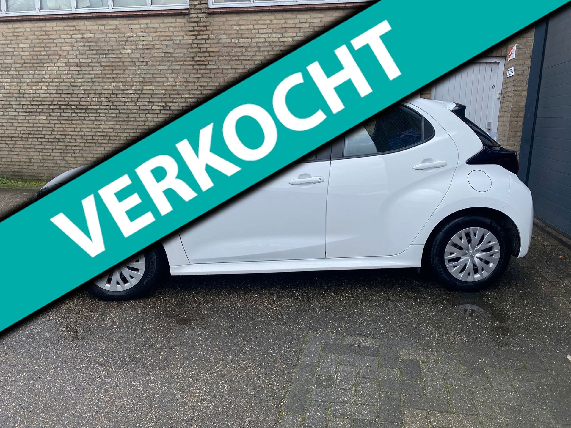 Toyota Yaris 1.5 Hybrid Executive, Automaat, Dealer onderhouden, Gebruikt, Bedrijf