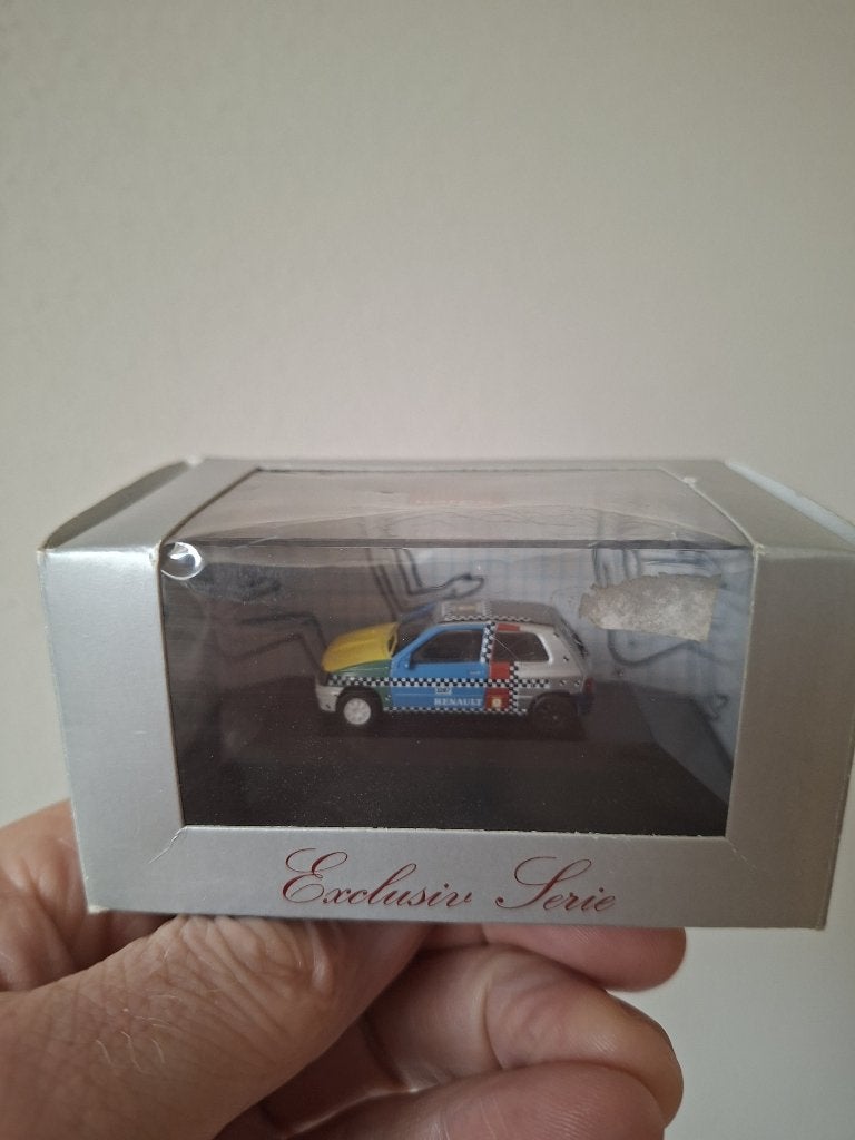 Renault Clio Crash 1:87 Herpa 182690, Ophalen of Verzenden, Nieuw, Auto, Herpa