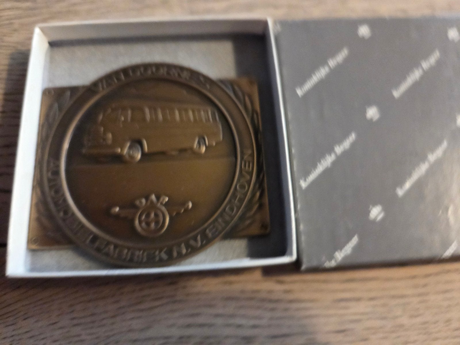 oude daf bus plaquette jaren 50/60, Ophalen of Verzenden, Brons, Nederland