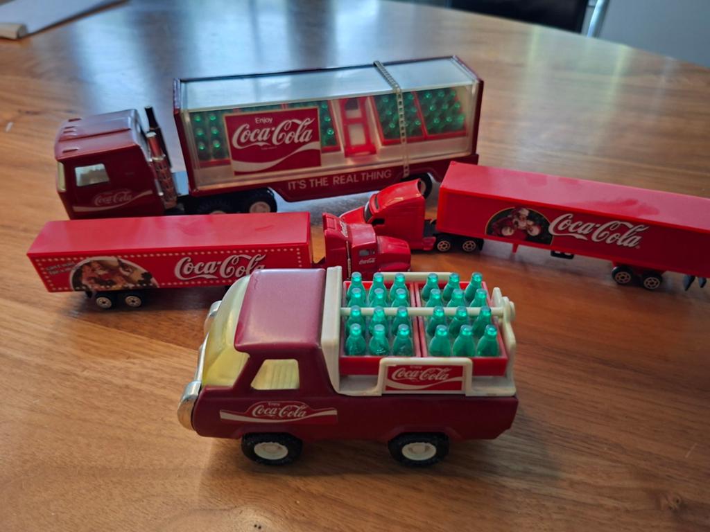 4 miniatuur Coca-Cola auto's, Ophalen, Overige merken