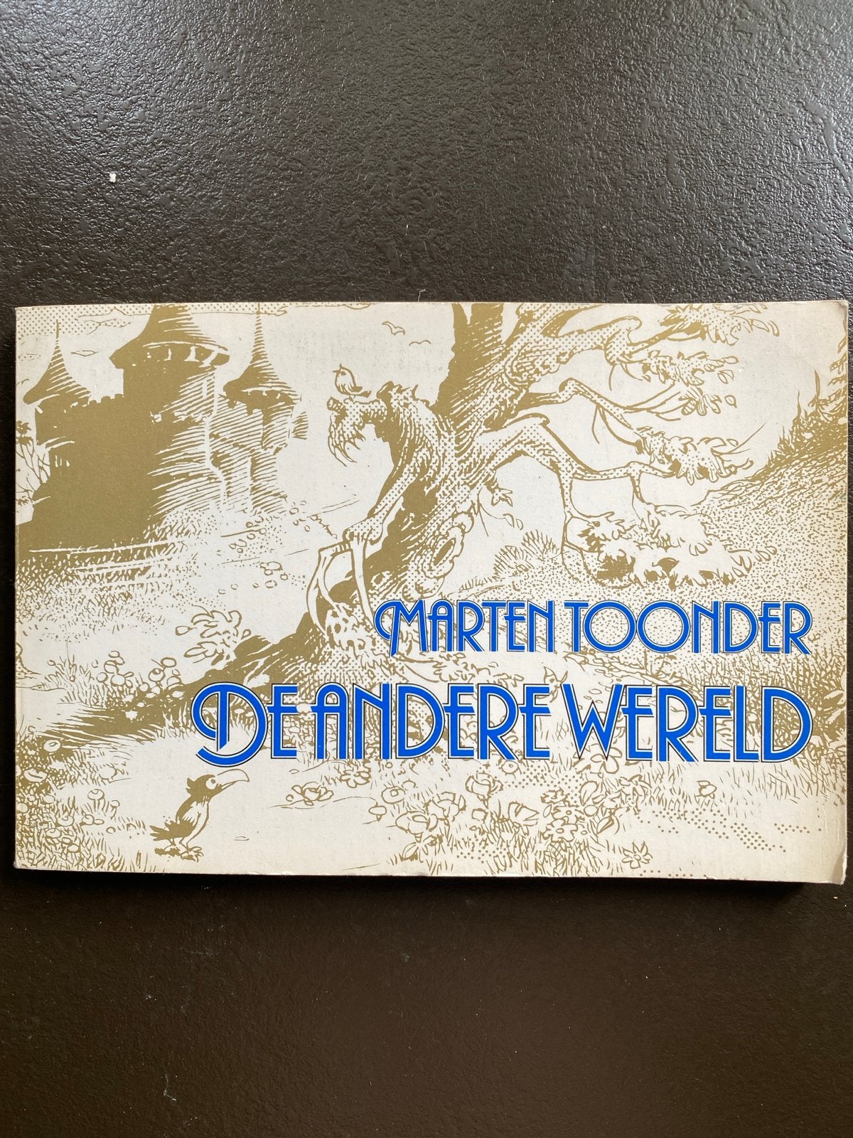 Marten Toonder - De Andere Wereld (Boekenweek 1982), Boeken, Ophalen of Verzenden, Gelezen