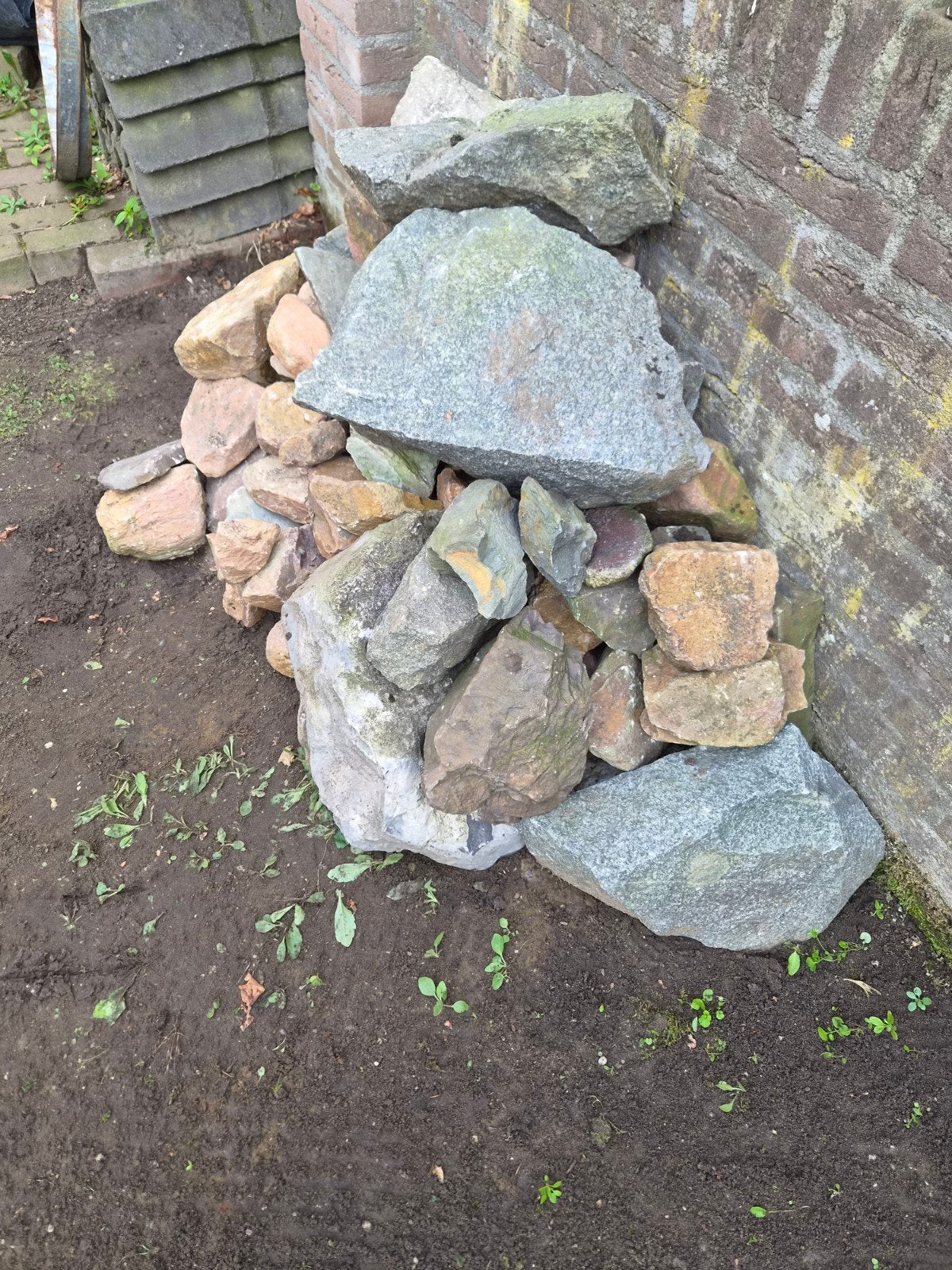 Diverse natuurstenen rotsen en keien voor tuin of decoratie, Ophalen, Overige materialen, Gebruikt, Kei