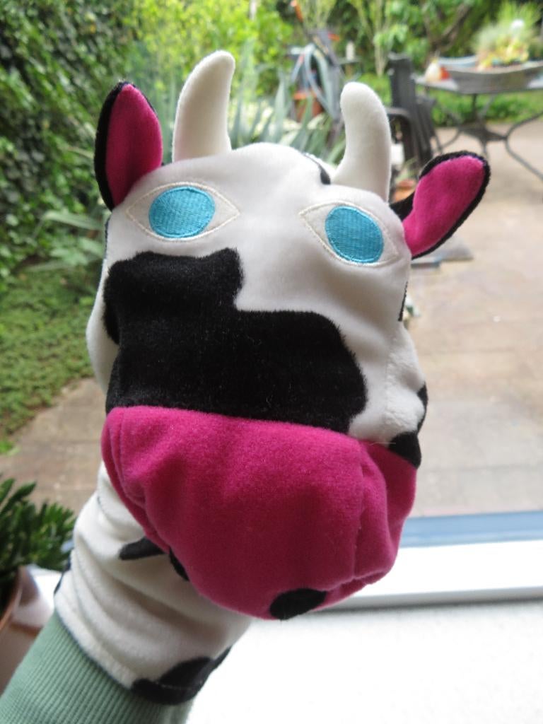 Handpop Koe stier van IKEA boerderij poppenkastpop Lantlig, IKEA, Ophalen of Verzenden, Zo goed als nieuw, Middelgroot (20 tot 80 cm)