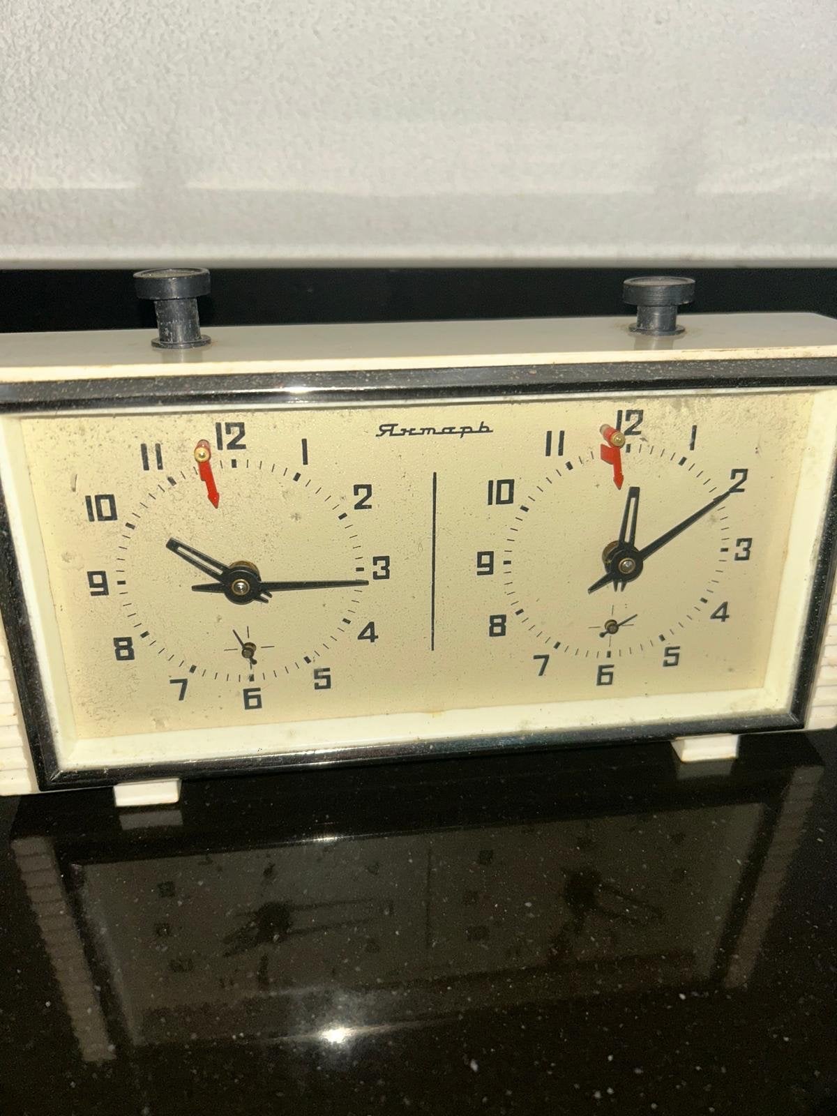 Vintage Russische Schakklok - Jantar, Ophalen of Verzenden