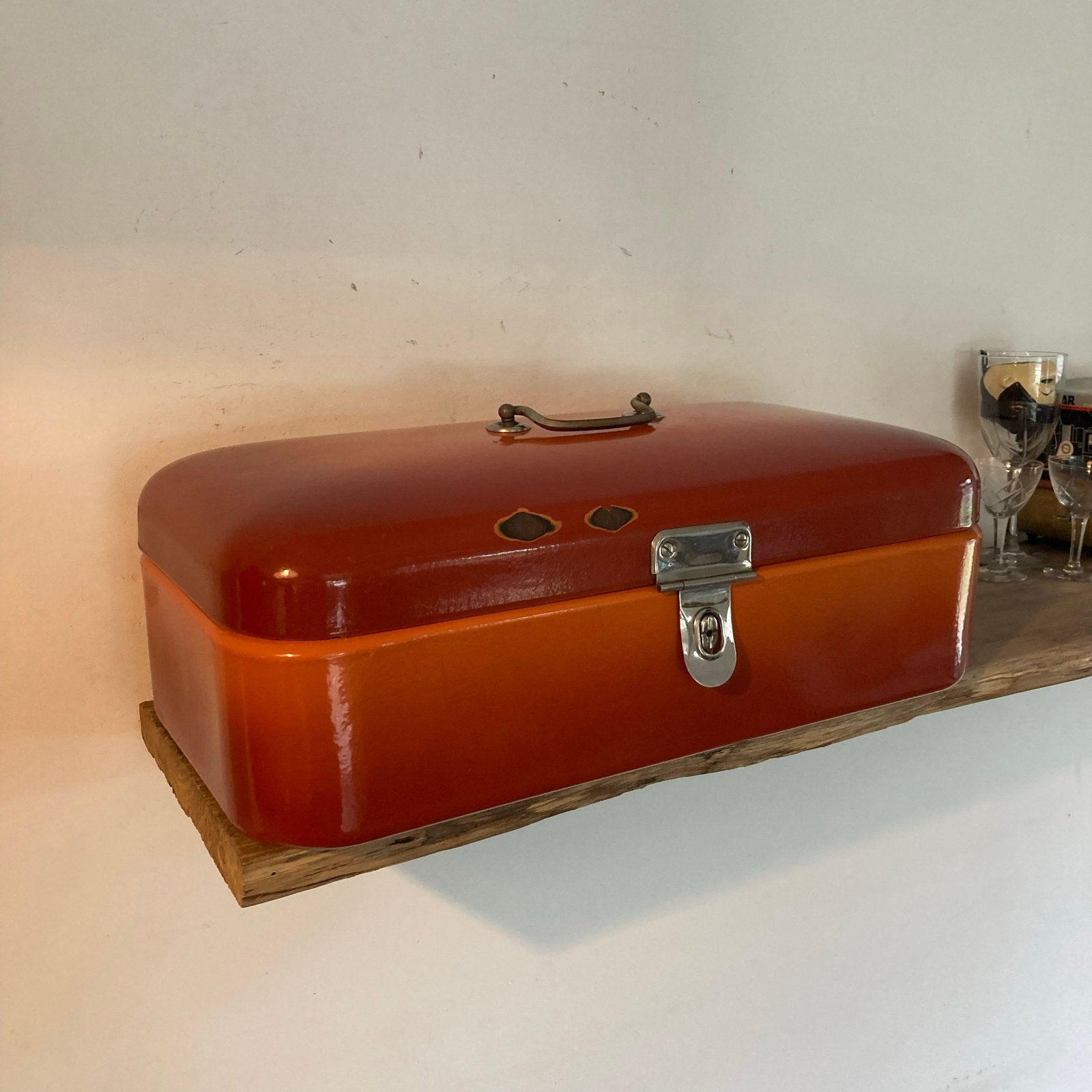 Vintage Emaille Broodtrommel Bruin 47x25x16 cm, Antiek en Kunst, Ophalen of Verzenden