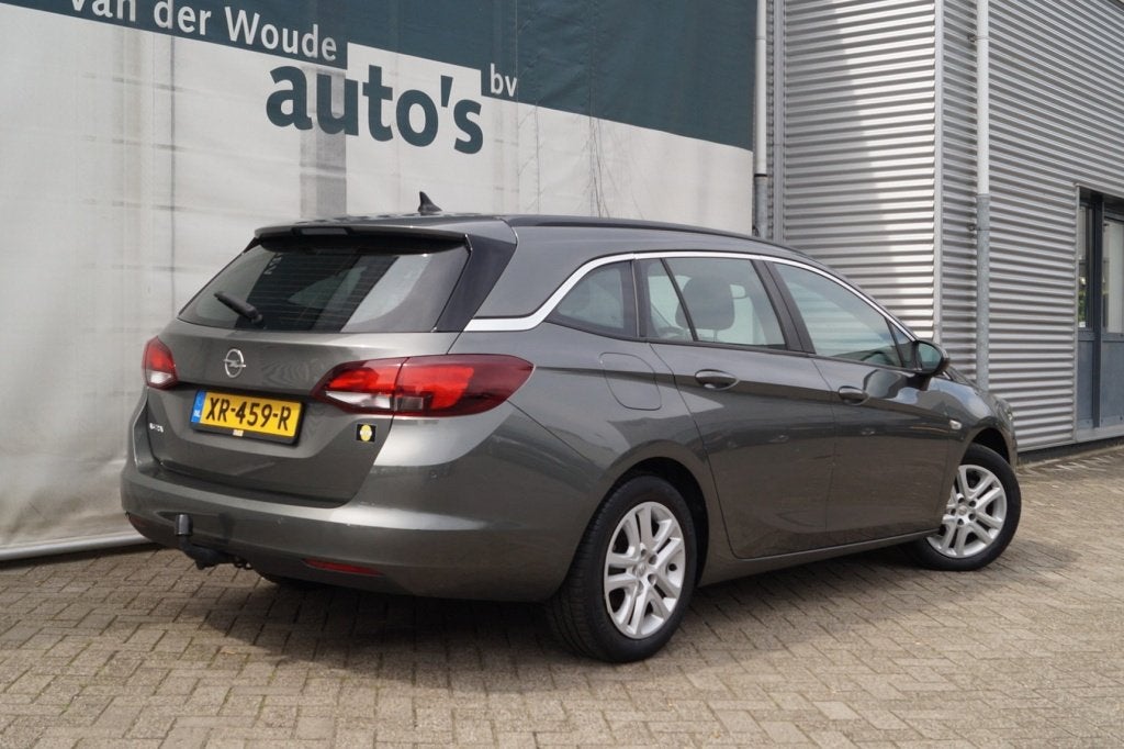 Opel Astra Sports Tourer 1.6 CDTI Business+ -NAVI-PDC-, Voorwielaandrijving, Dealer onderhouden, Gebruikt, Euro 6