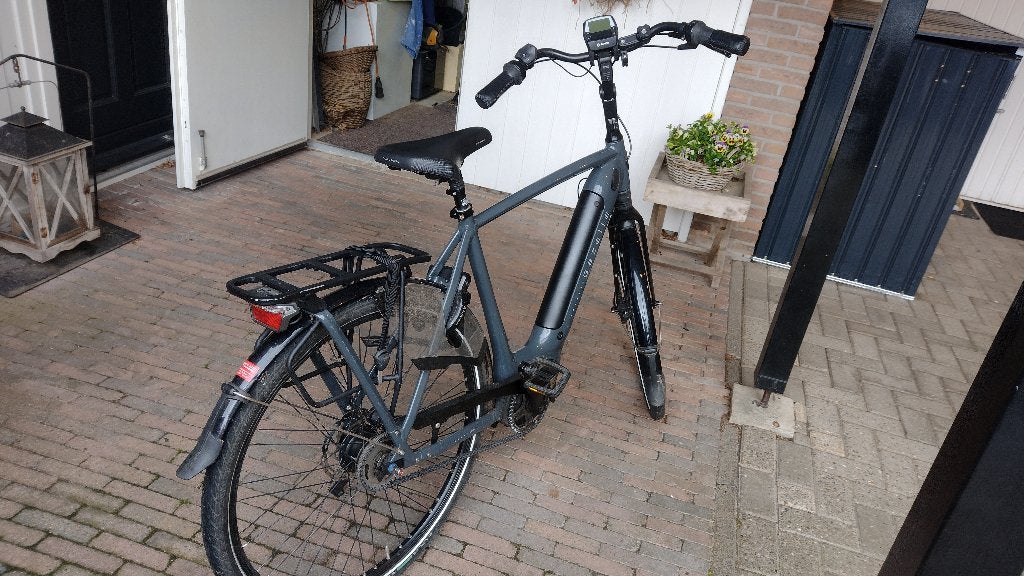 gazelle grenoble c5 met riem herenfiets, Fietsen en Brommers, Elektrische fietsen, Ophalen, Zo goed als nieuw, 50 km per accu of meer