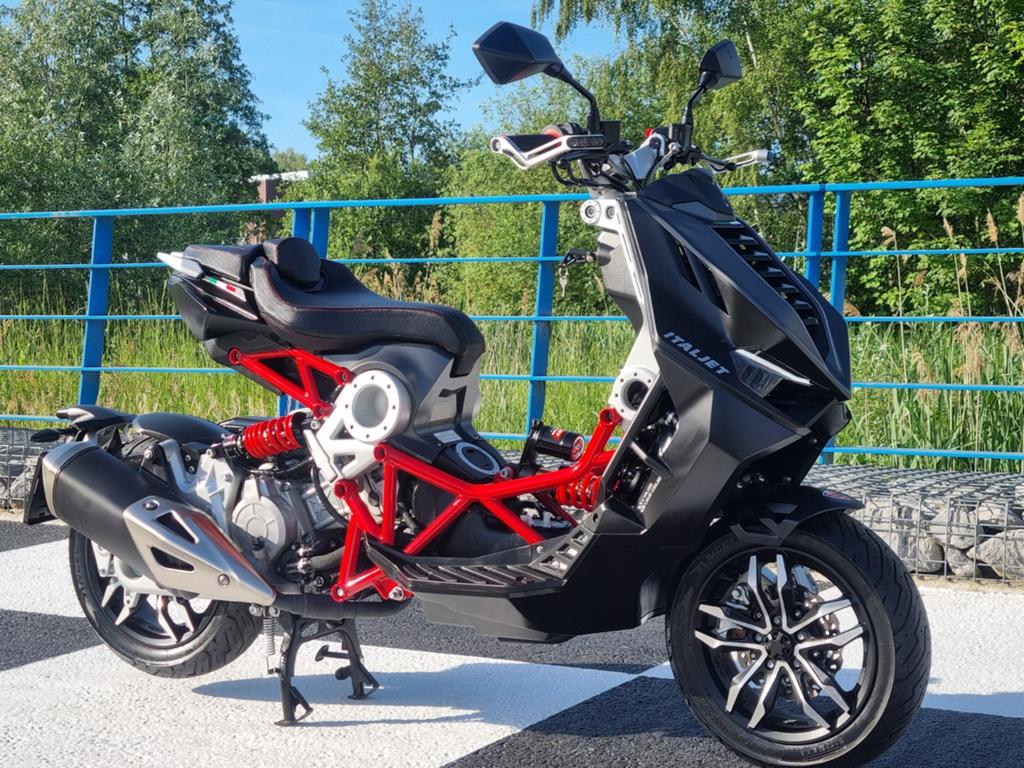 Italjet Dragster 200 cc /Malossi / Nieuwstaat, Particulier, Scooter