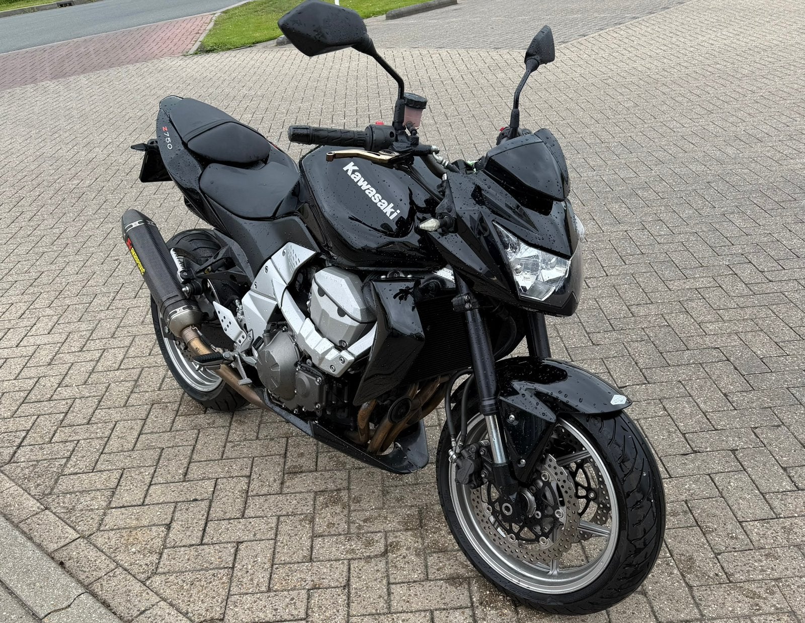 Kawasaki Z750 Zwart. Bj2007.   Akrapovic. Zeer nette motor!, 750 cc, Occasion, 4 cilinders, Motorrijbewijs A