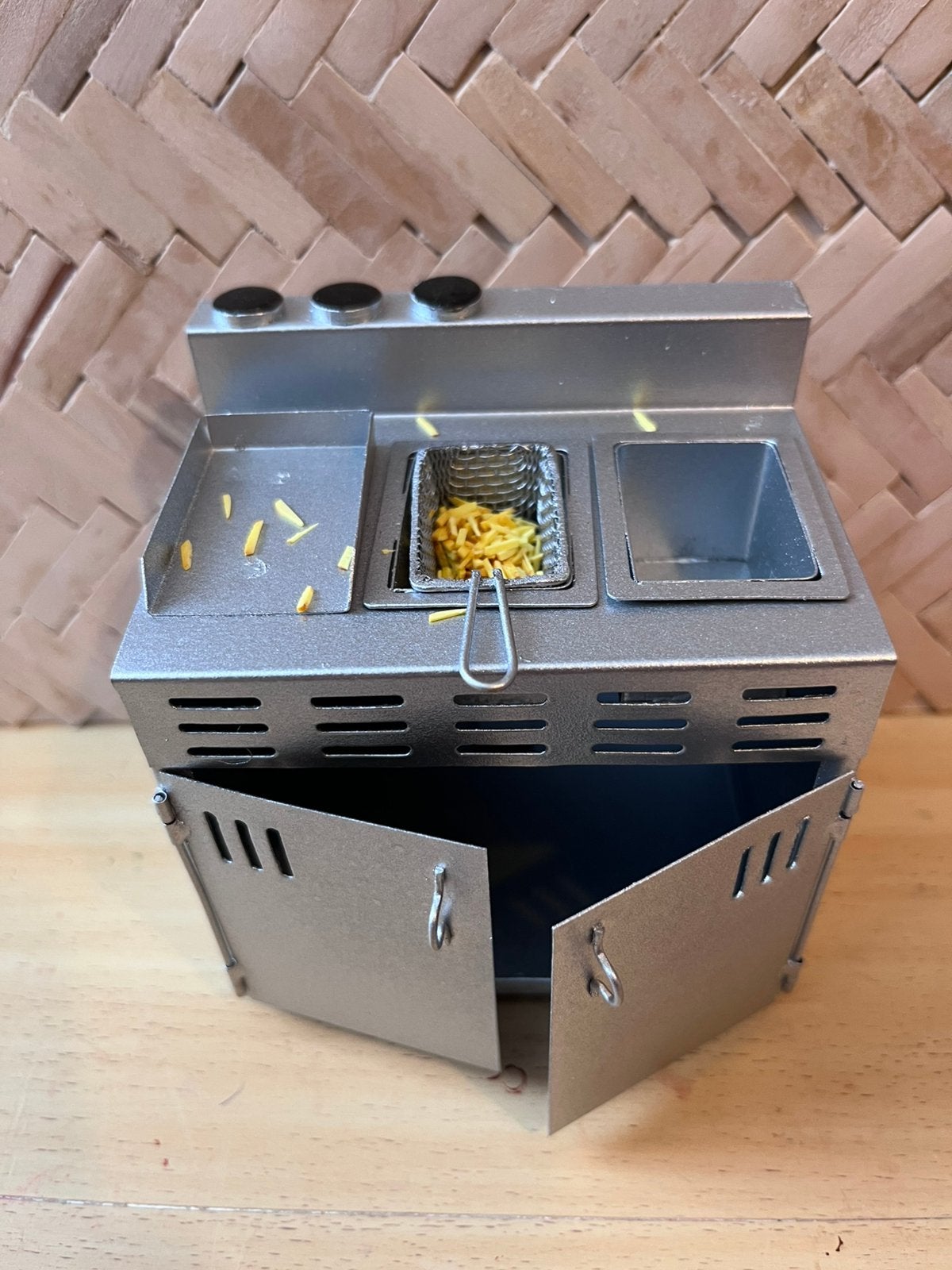 Blyth bakt patat!  Frituur/ catering/ snackbar/miniatuur, Ophalen of Verzenden, Nieuw, Poppenhuis