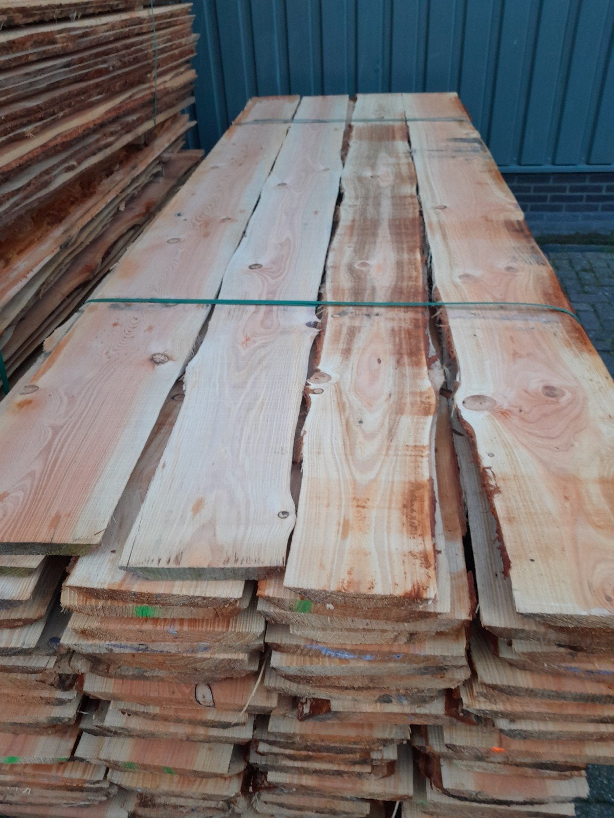 Douglas schaaldelen, Ophalen, 250 cm of meer, Planken