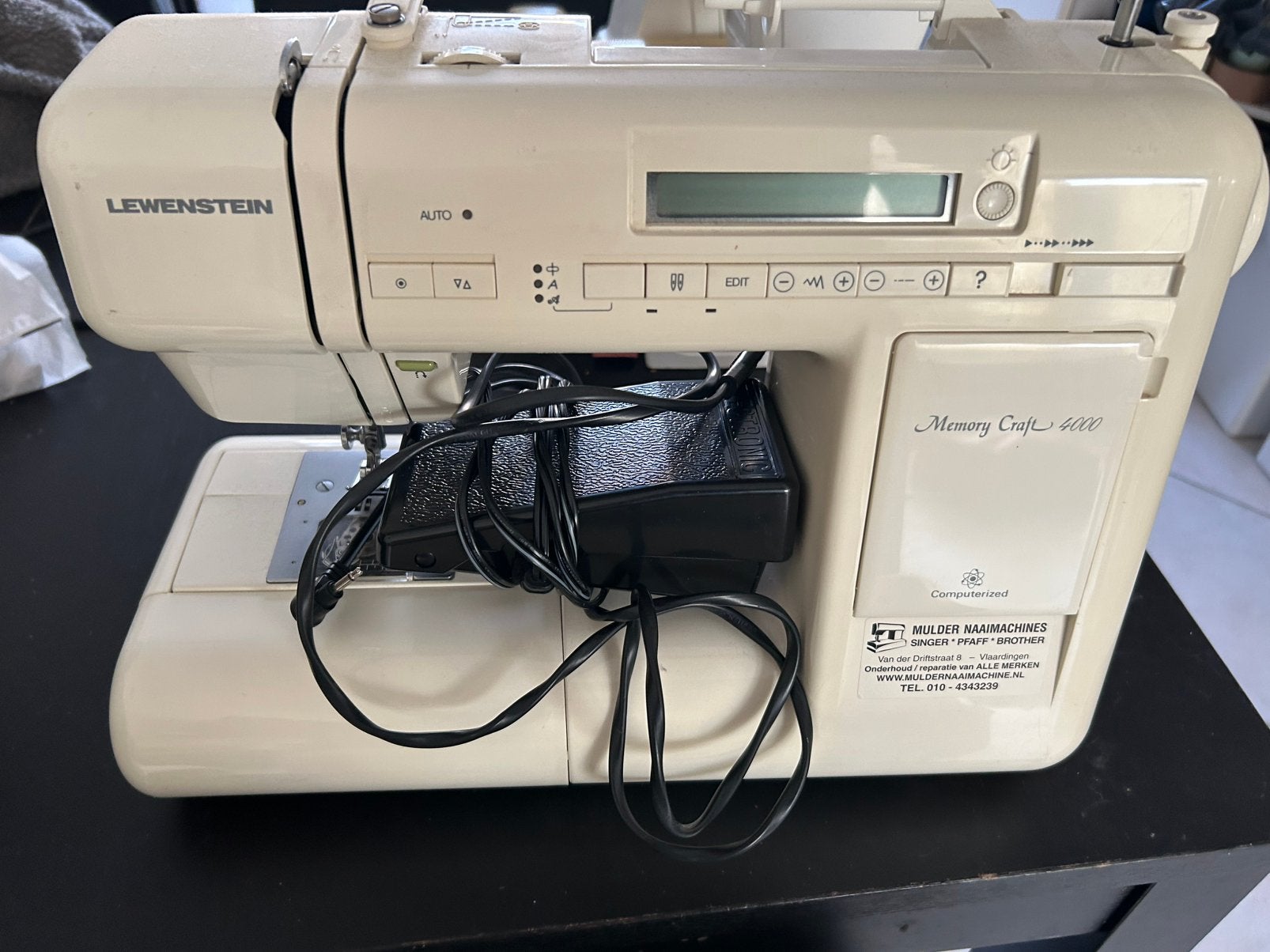 Zgan computer naaimachine in zeer goede staat Lewenstein, Ophalen, Zo goed als nieuw, Naaimachine, Overige merken