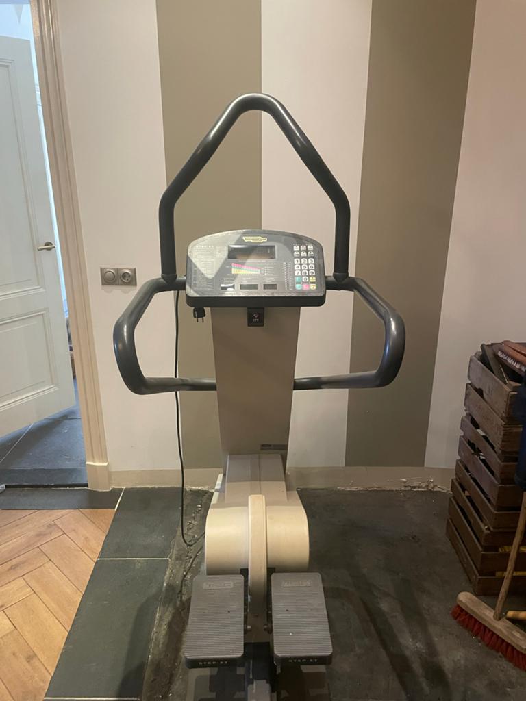 Technogym Step XT Stepper, Ophalen, Gebruikt, Stepapparaat, Metaal