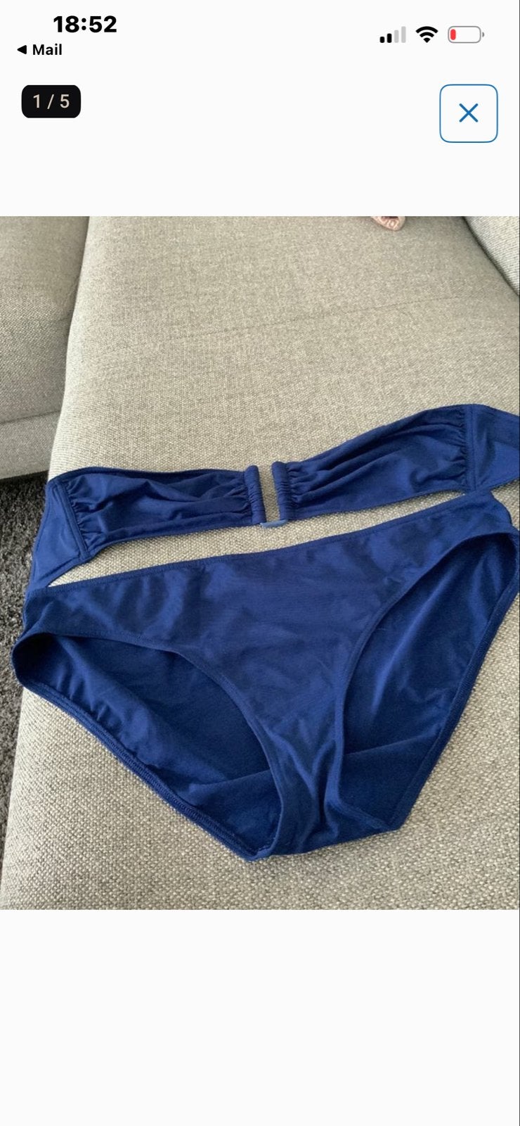 Nieuwe donkerblauwe bikini - bandeau top en broekje, Verzenden, Gedragen, Blauw, Bikini