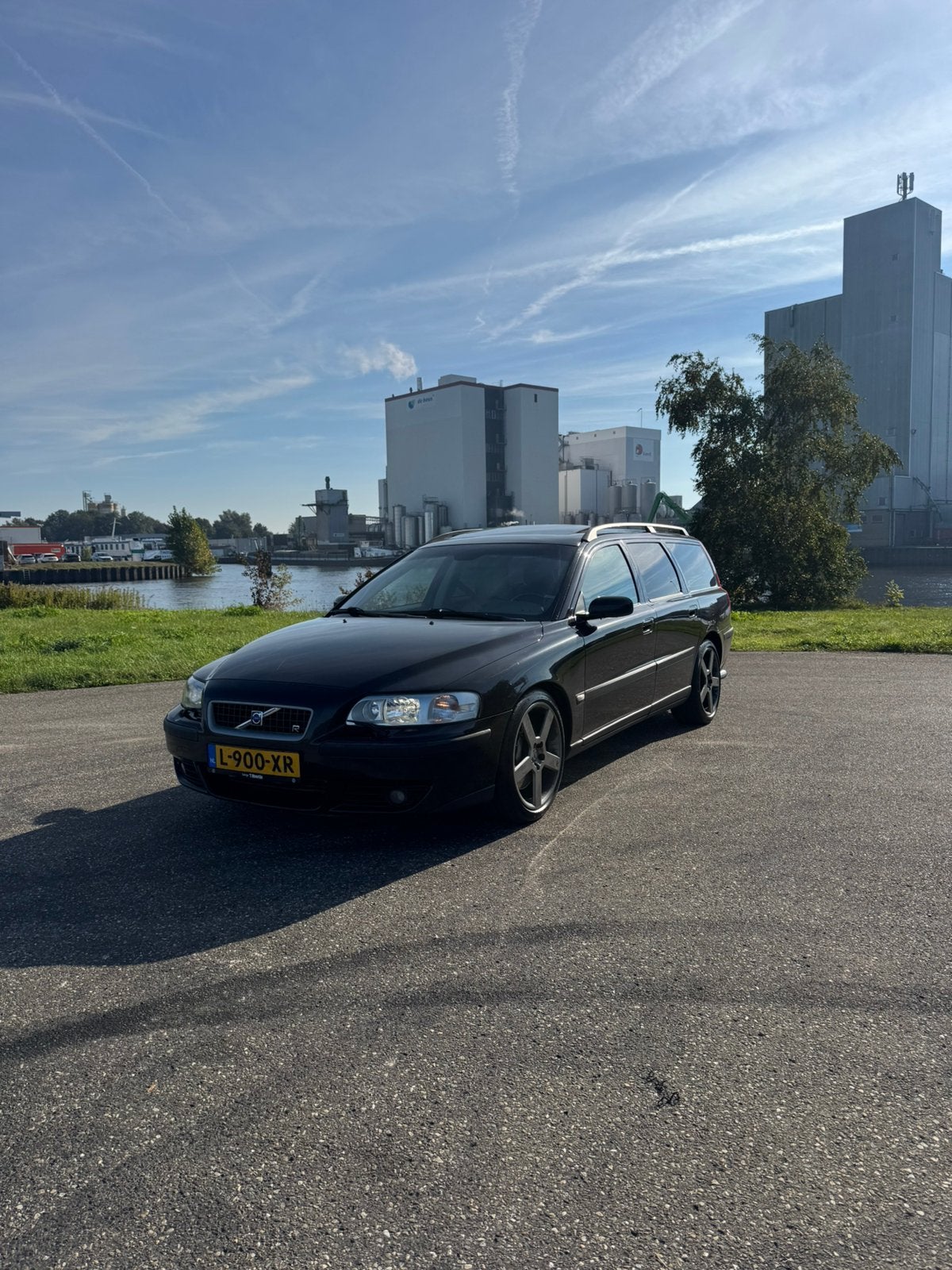 Volvo V70 2.5 R Geatronic 300pk 2004 Zwart, Auto's, Automaat, 1800 kg, V70, Stationwagon