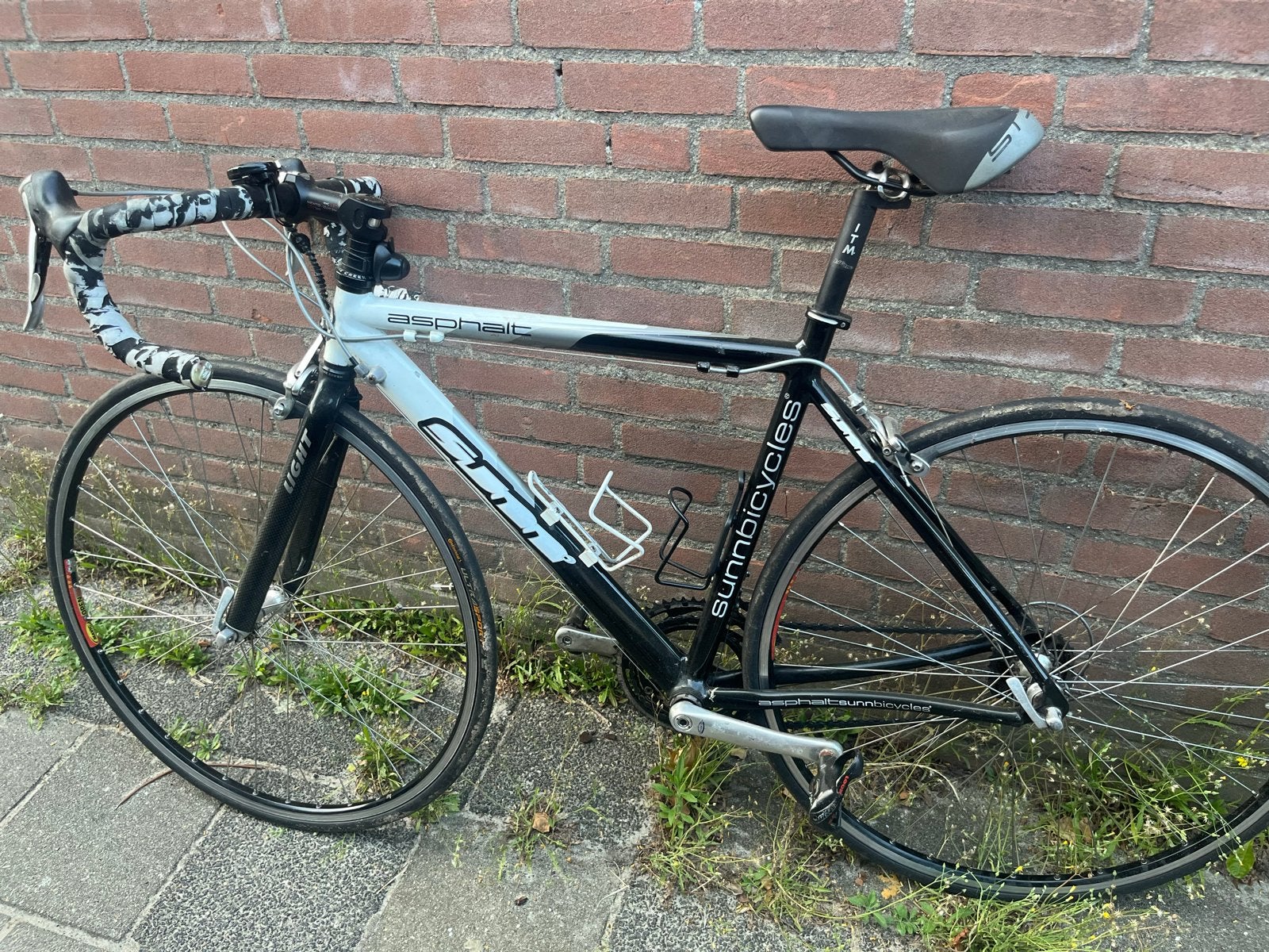 Sunn Bicycles racefiets - Lichtgewicht en snel, Fietsen en Brommers, Fietsen | Racefietsen, 28 inch, Gebruikt, Velgrem, Aluminium