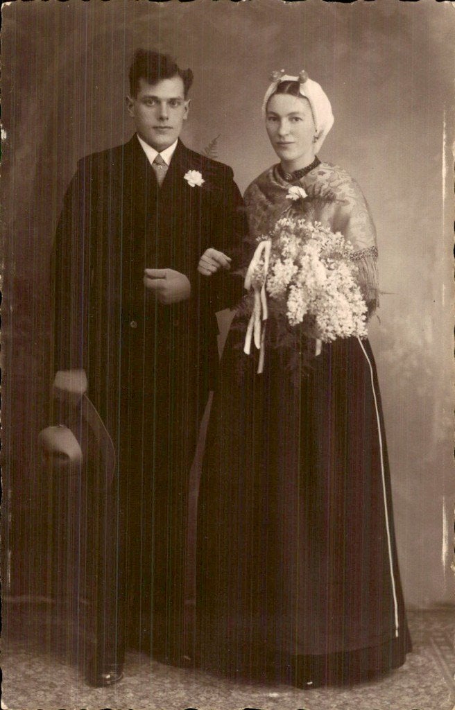 Bruidspaar - Studioportret, Verzamelen, Ophalen of Verzenden, 1920 tot 1940, Ongelopen, Noord-Brabant