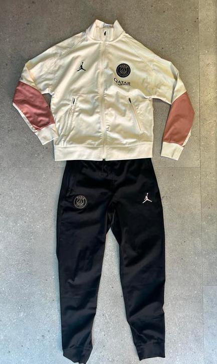 Nike Jordan x PSG Trainingspak - Maat L (147-158 cm), Ophalen of Verzenden, Zo goed als nieuw, Jongen, Setje