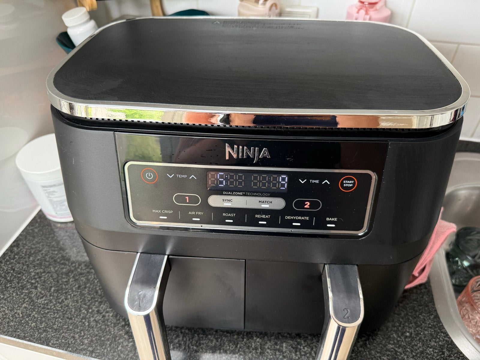 Nieuwe Ninja Foodi Dual Zone Airfryer AF300EU, Ophalen, Zo goed als nieuw, Airfryer, 1500 gram of meer