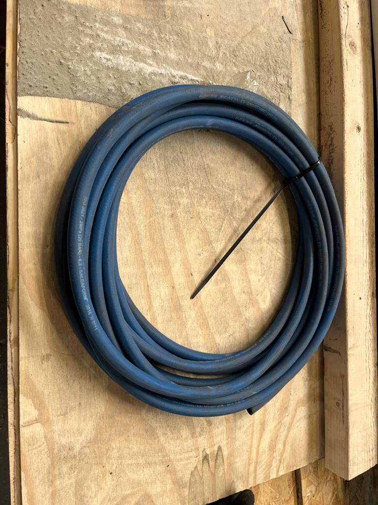 Blauwe rubberen slang ISO 3821 - 2MPa (20 BAR), Doe-het-zelf en Verbouw, Buizen en Afvoer, Gebruikt, Overige typen, Overige materialen