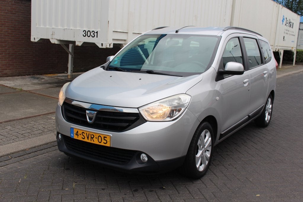 Dacia Lodgy 1.2 TCe Prestige 7p., Auto's, Voorwielaandrijving, Euro 5, Gebruikt, 4 cilinders