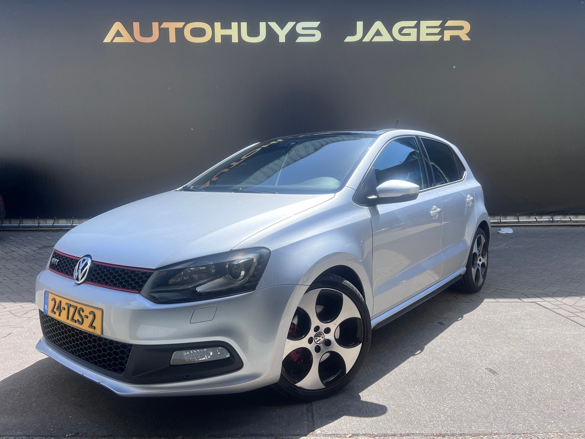Volkswagen Polo 1.4 TSI GTI - Pano - Parkeersensoren - 5deur, Euro 5, Stof, Zwart, 4 cilinders