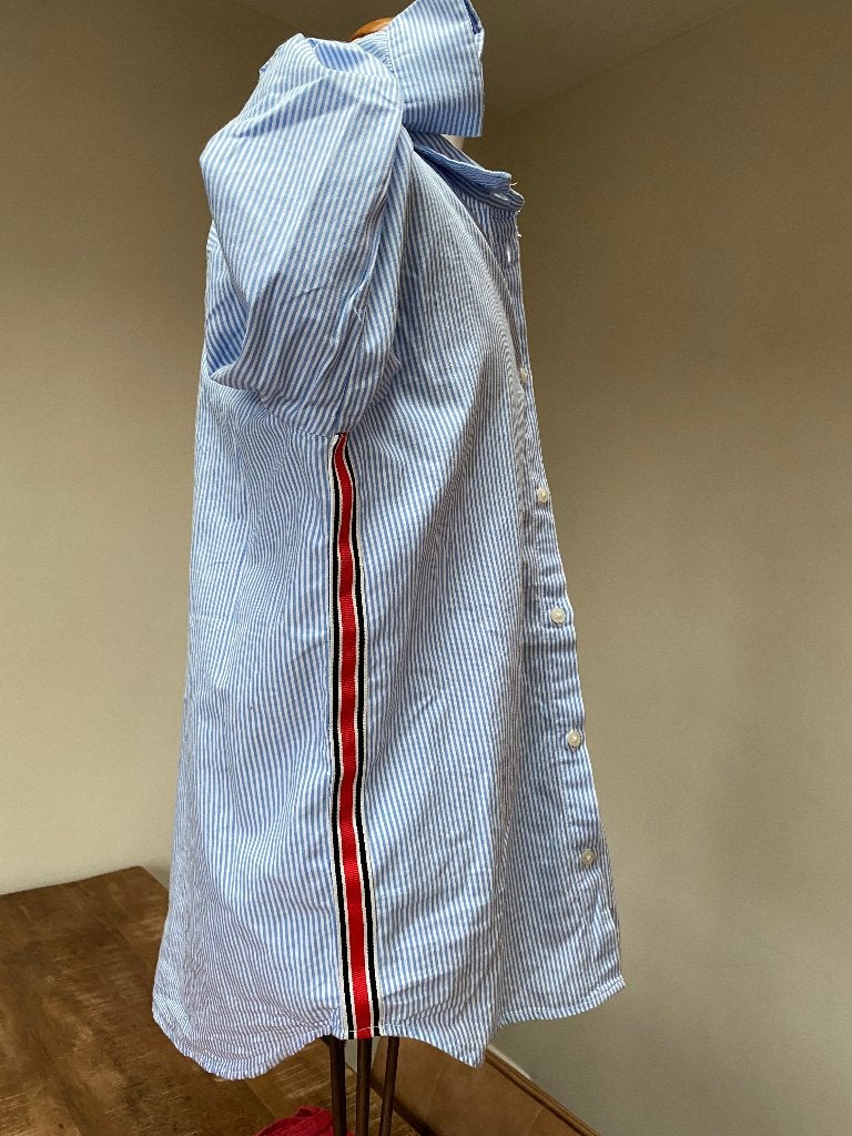 H&M bloesje blauw / wit / rood nieuwstaat maat 158 DH, Kinderen en Baby's, Kinderkleding | Maat 158, Meisje, Overhemd of Blouse