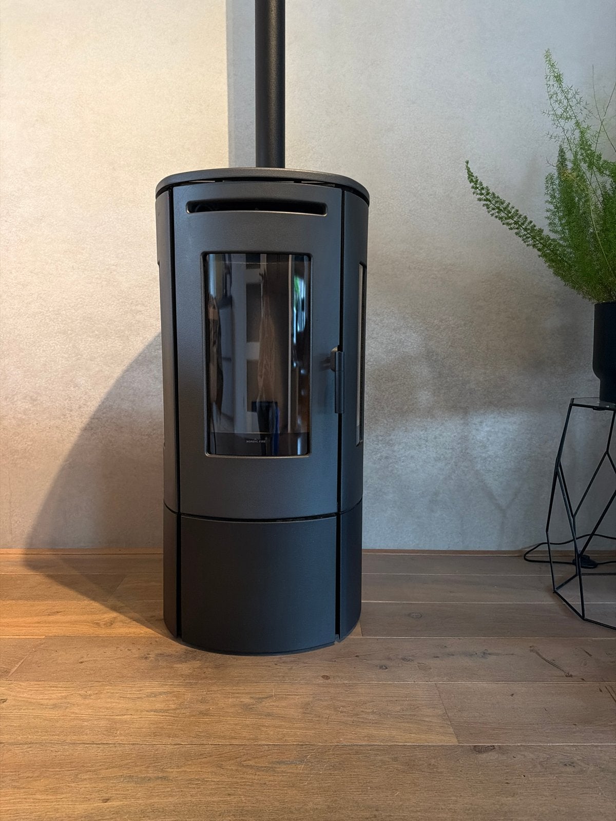Nordic Fire Tjallmo pelletkachel - zo goed als nieuw, Huis en Inrichting, Ophalen, Zo goed als nieuw, Vrijstaande haard, Overige soorten