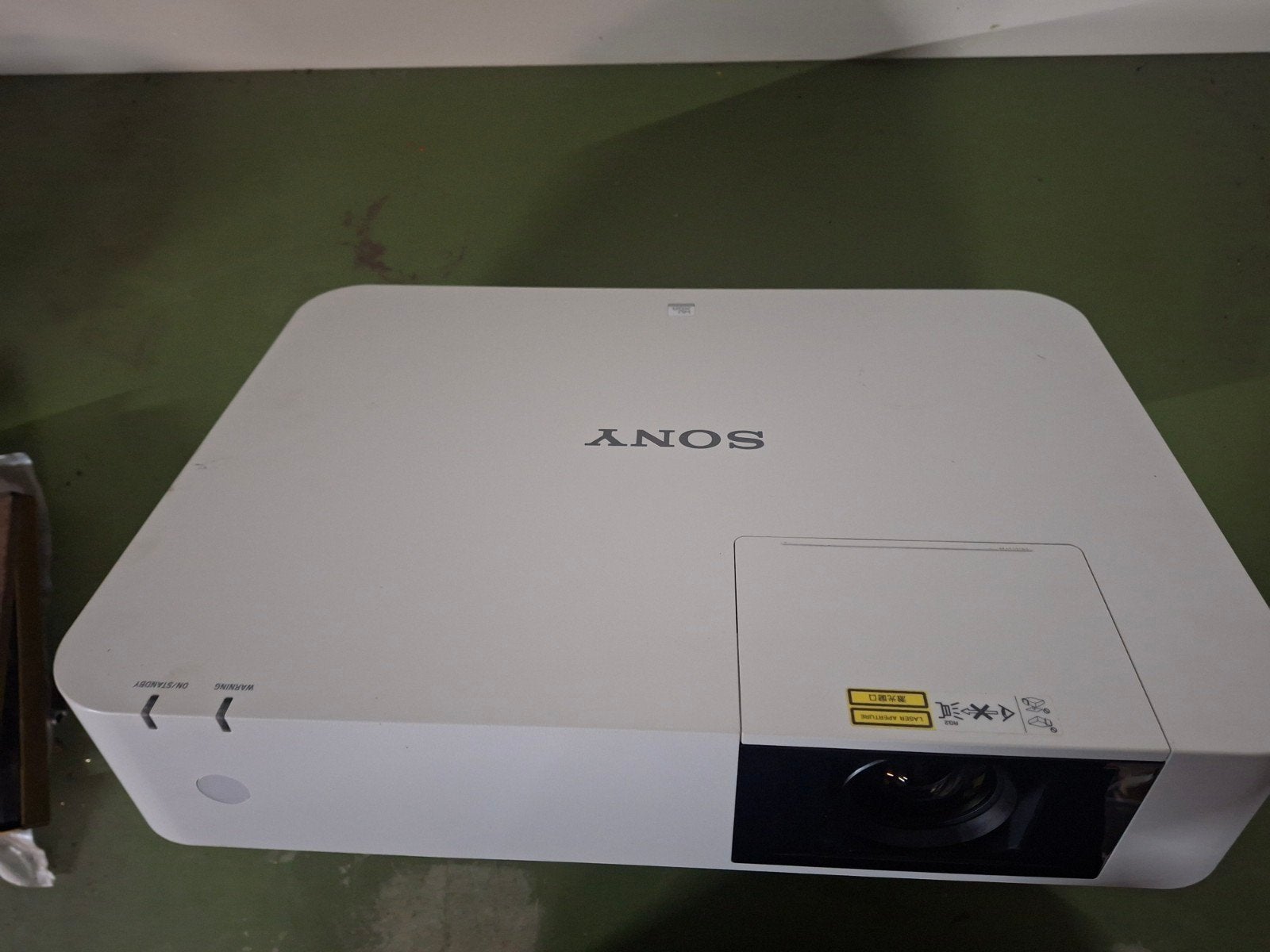 Sony VPL-PHZ10 Laser Projector - 74 branduren, Ophalen of Verzenden, Zo goed als nieuw, LED, Sony