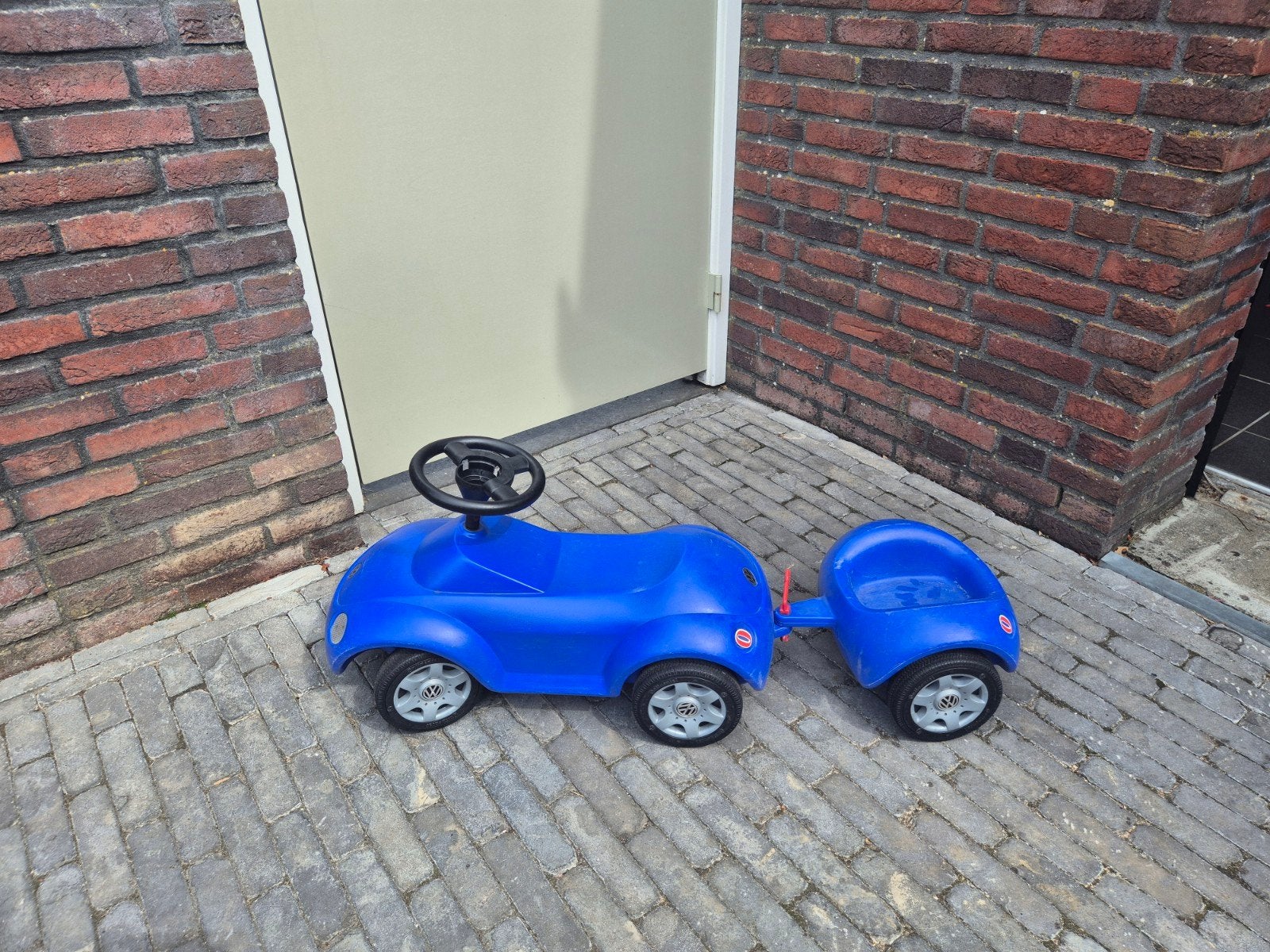 Blauwe vw loopauto met aanhanger, Ophalen, Gebruikt