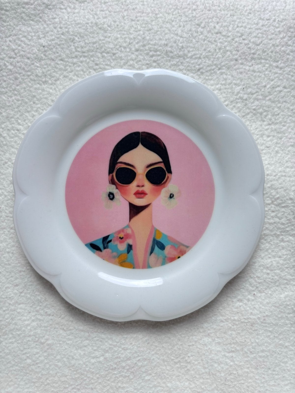 Wandbord handmade lady, Huis en Inrichting, Woonaccessoires | Wanddecoraties, Ophalen of Verzenden, Zo goed als nieuw, 19 cm, Wandbord of Wandpaneel