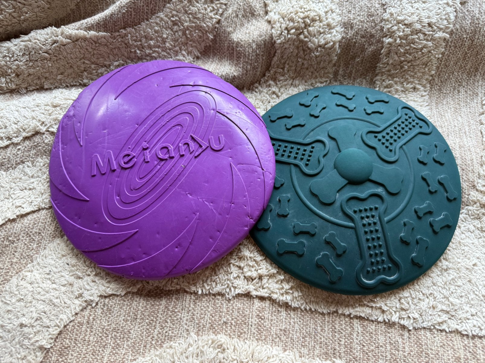 Set van 2 honden frisbees, Ophalen of Verzenden, Gebruikt, Apporteerspeelgoed